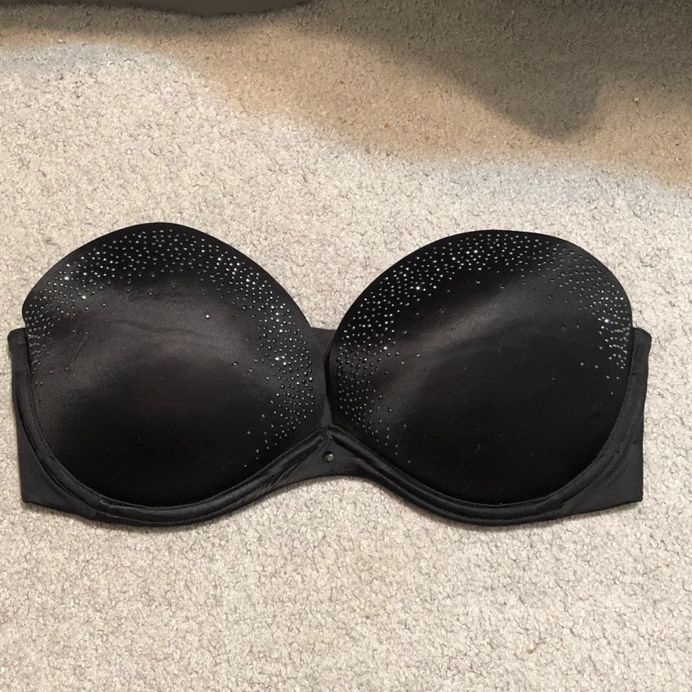 Strapless bra